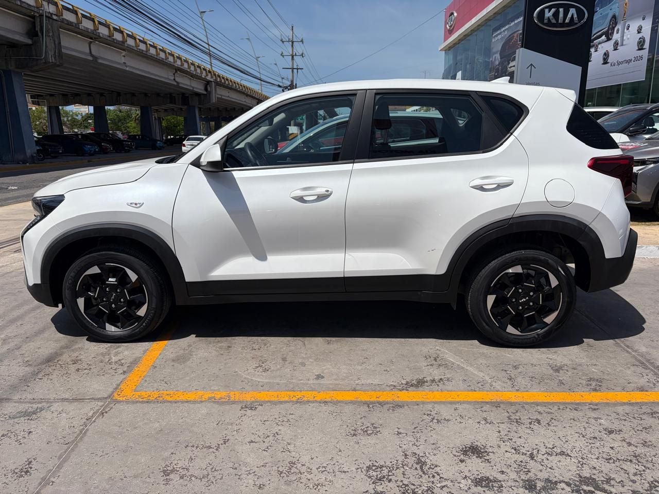 2024 Kia Sonet 1.5 Lx Mt