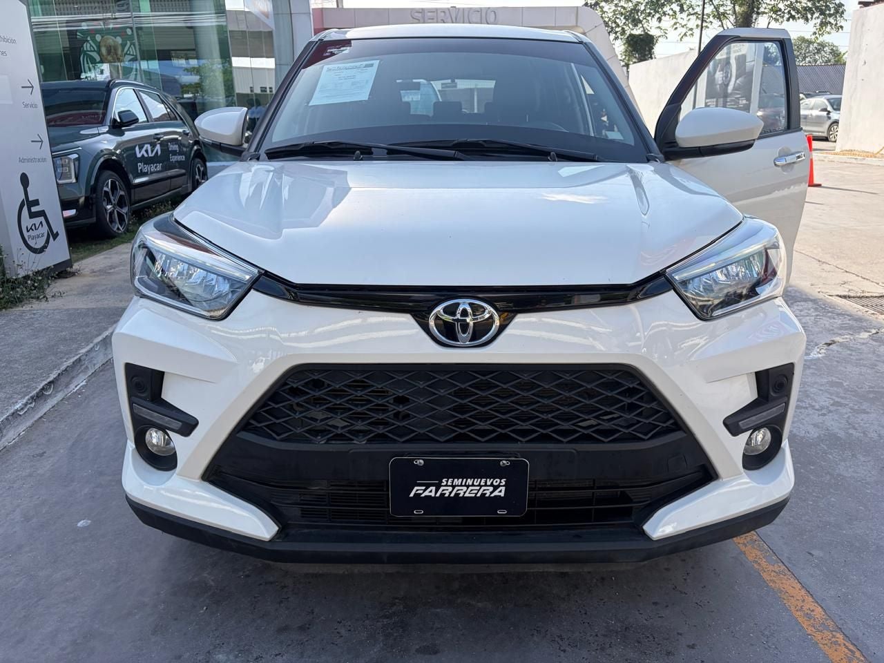 2024 Toyota Raize 1.0 Xle Cvt At