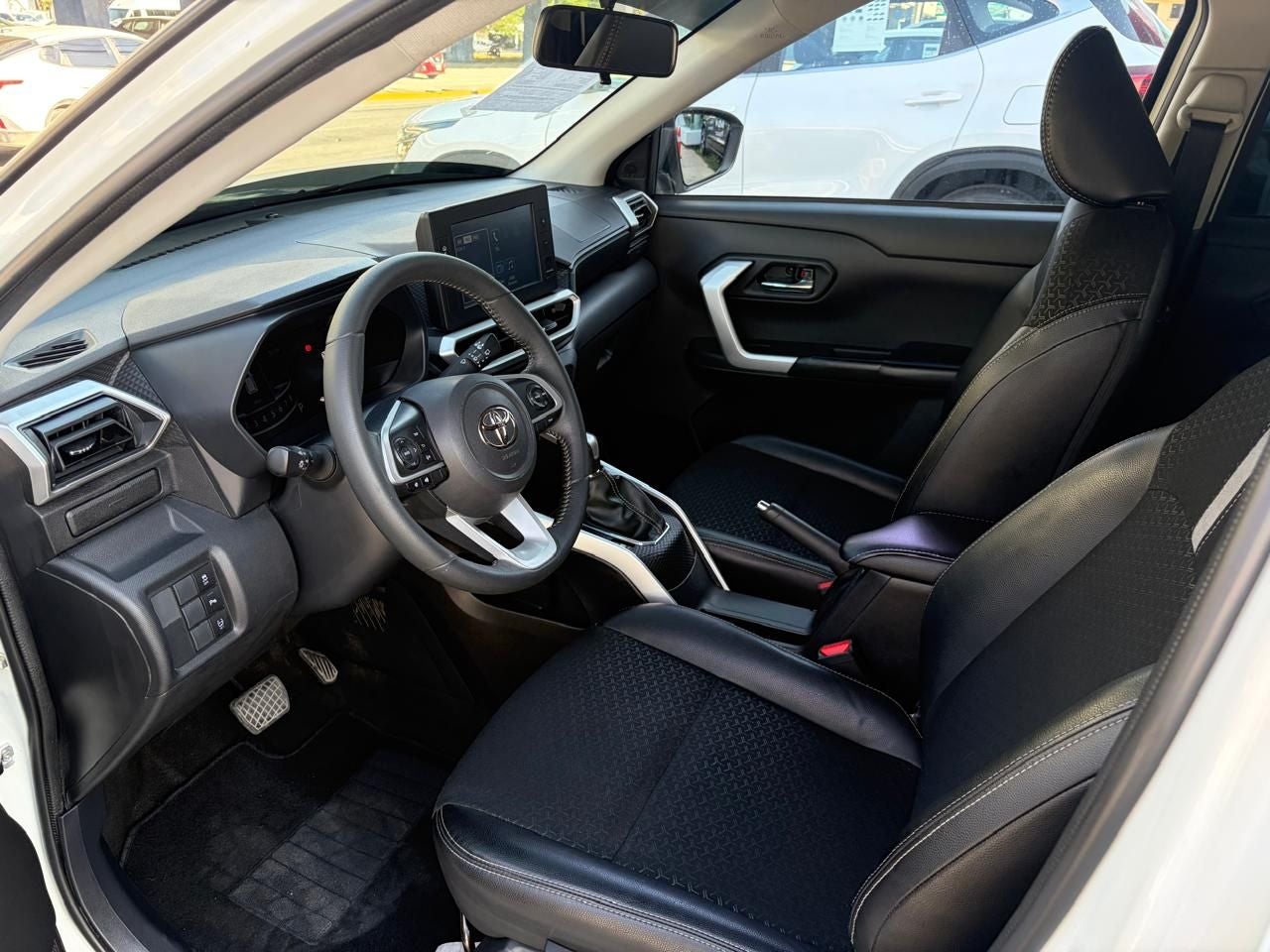 2024 Toyota Raize 1.0 Xle Cvt At