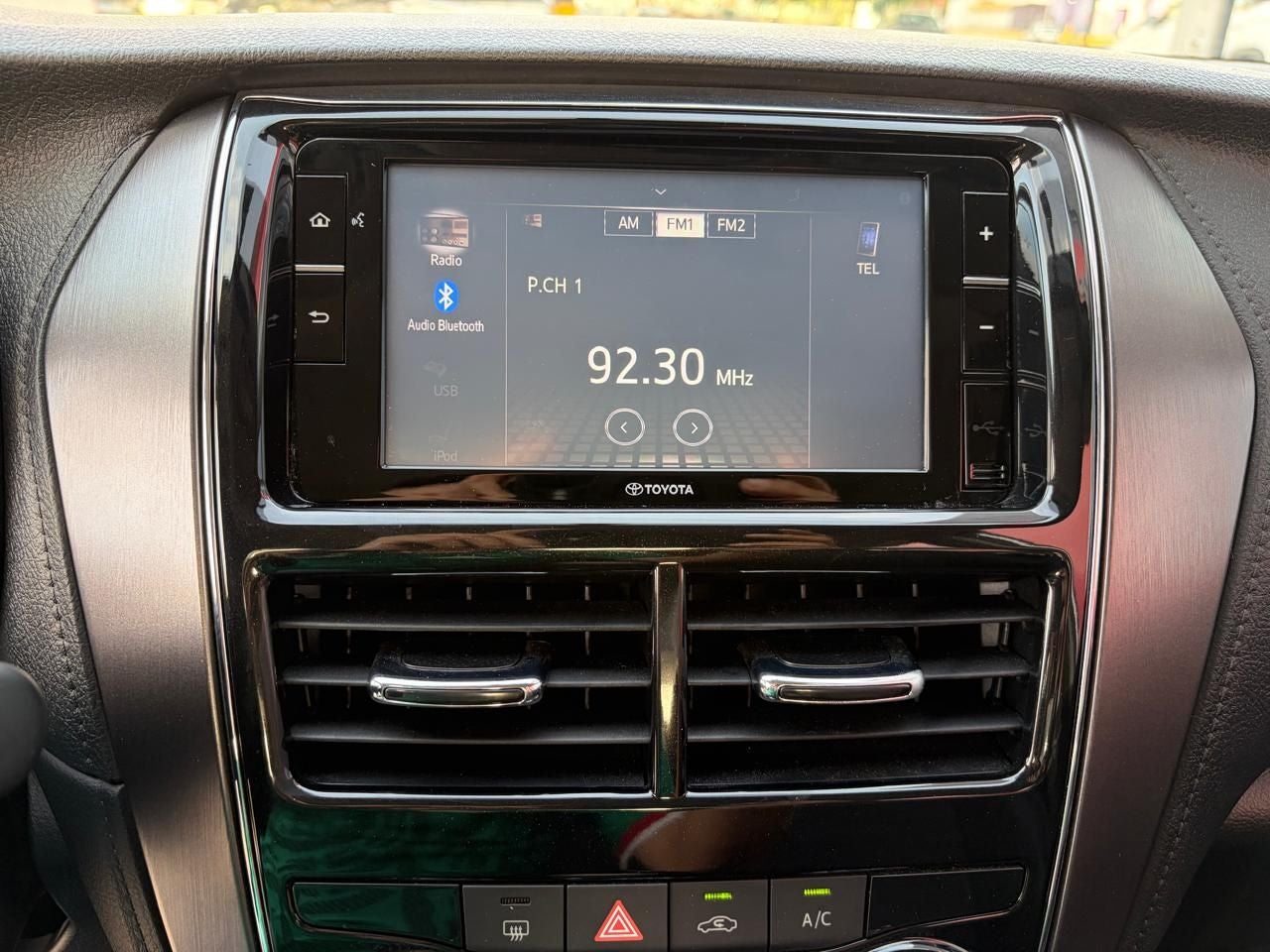 2022 Toyota Yaris 1.5 S Sedan At