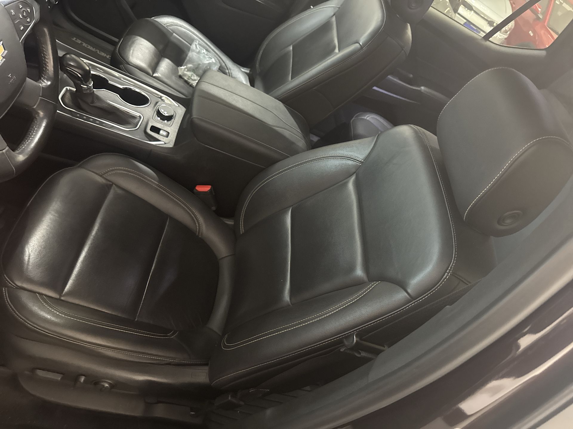 2022 Chevrolet Traverse 3.6 V6 LT Piel At