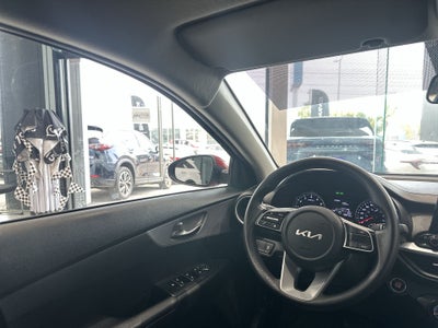 2022 Kia Forte 2.0 LX At