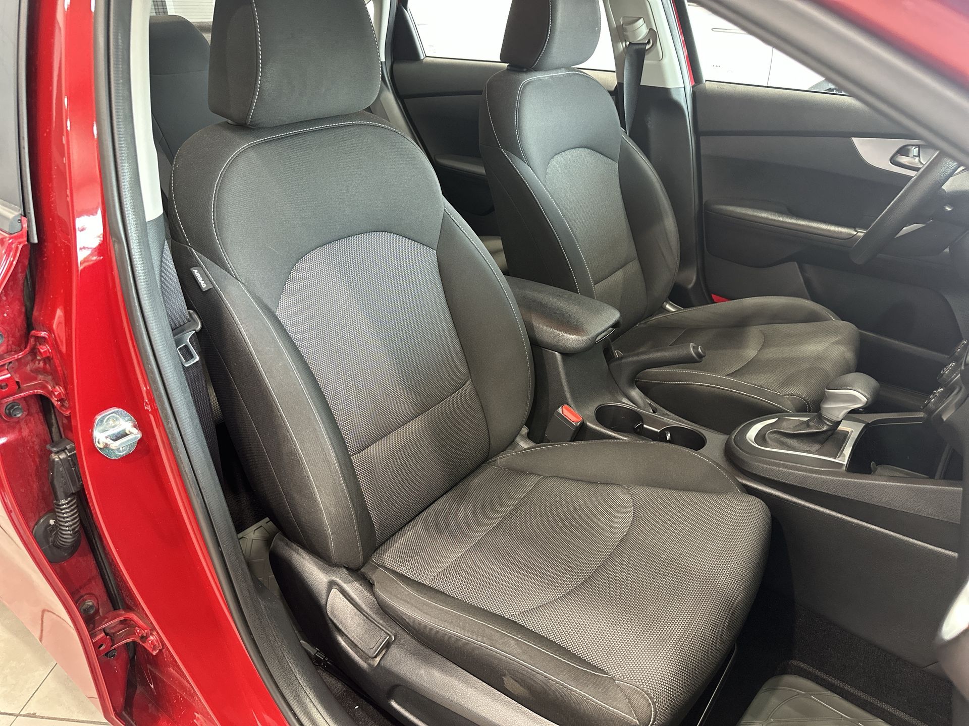 2022 Kia Forte 2.0 LX At
