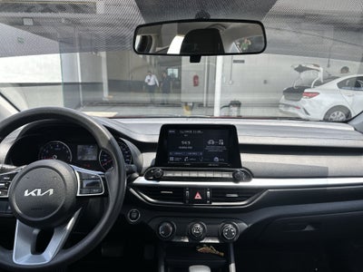 2022 Kia Forte 2.0 LX At