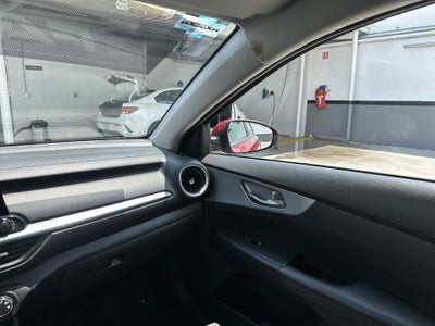 2022 Kia Forte 2.0 LX At