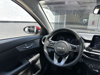 2022 Kia Forte 2.0 LX At