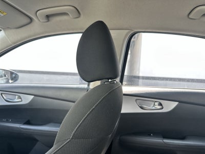 2022 Kia Forte 2.0 LX Mt