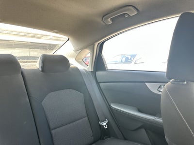 2022 Kia Forte 2.0 LX Mt