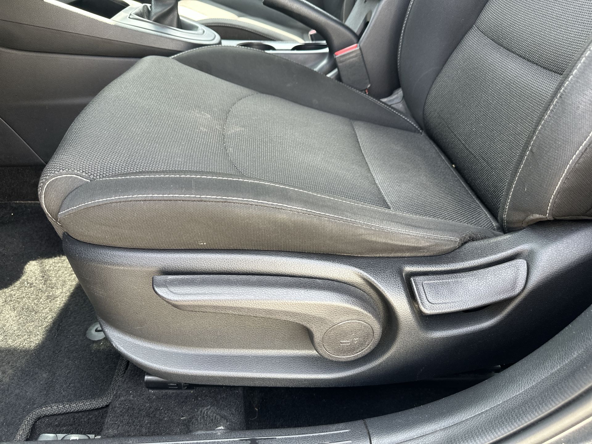 2022 Kia Forte 2.0 LX Mt