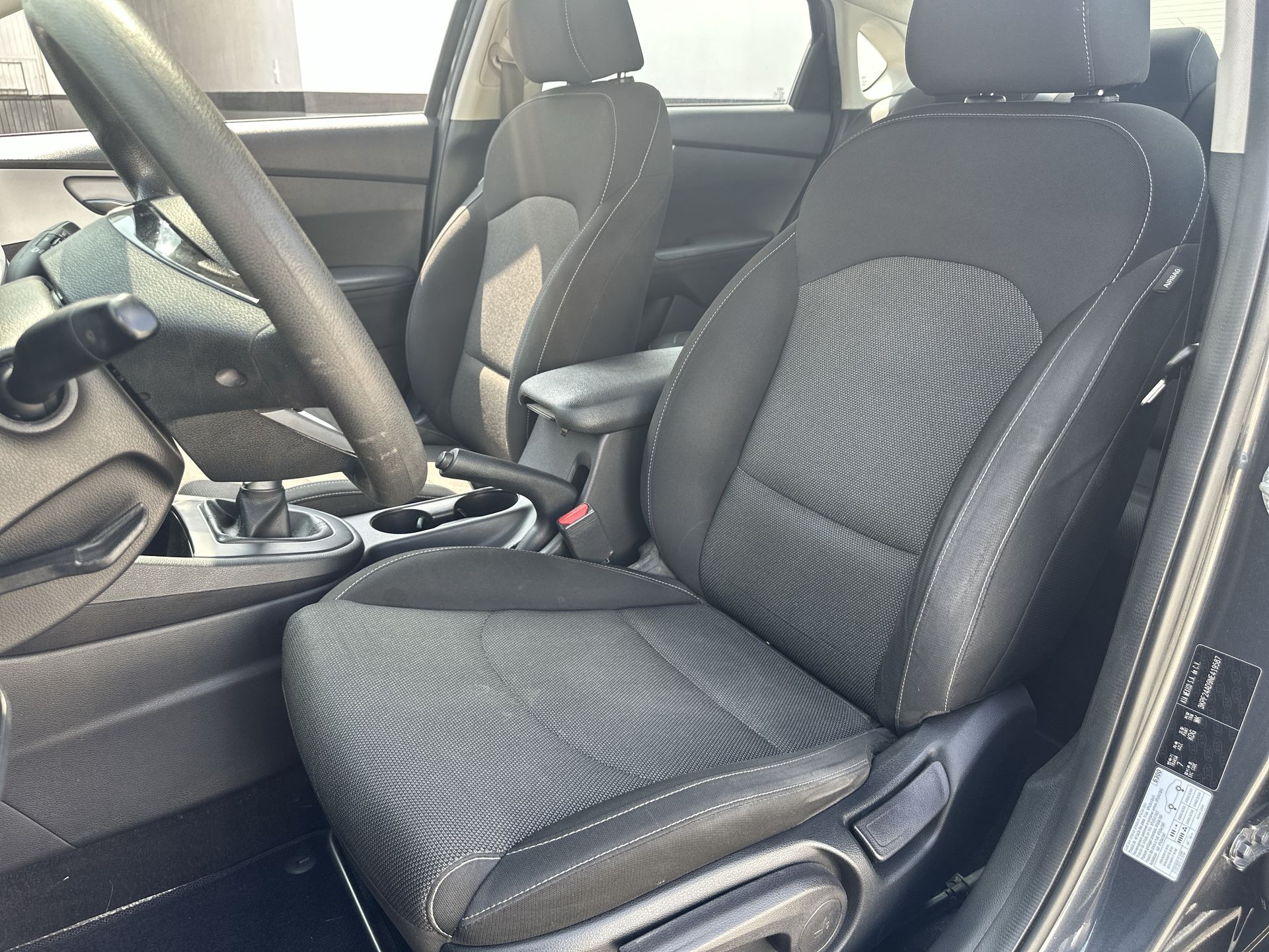 2022 Kia Forte 2.0 LX Mt