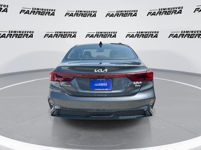 2022 Kia Forte 2.0 LX Mt