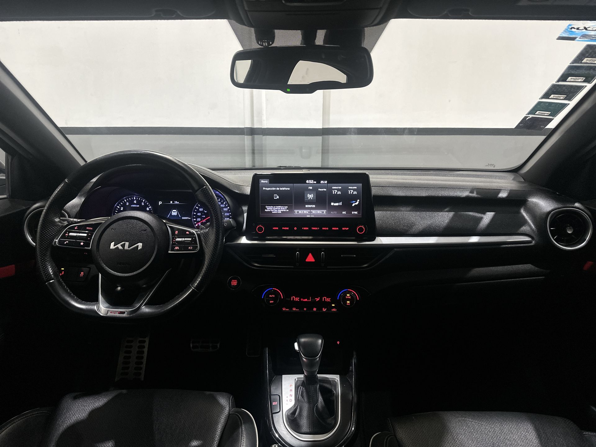 2022 Kia Forte 2.0 GT Line 4p At