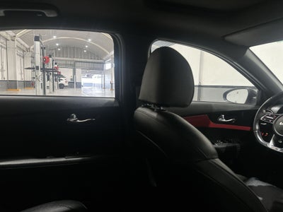 2022 Kia Forte 2.0 GT Line 4p At