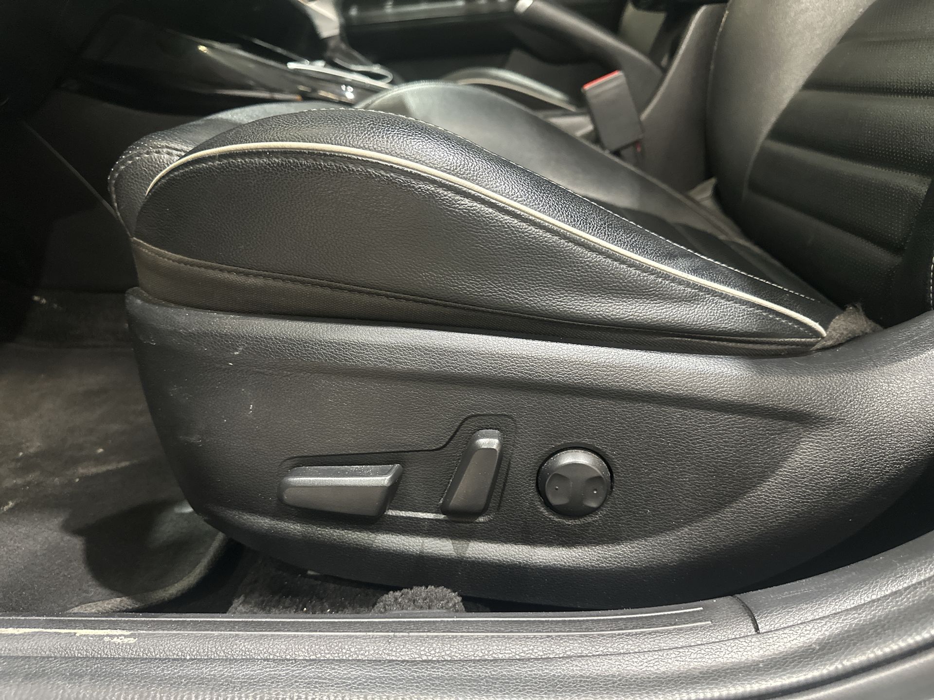 2022 Kia Forte 2.0 GT Line 4p At