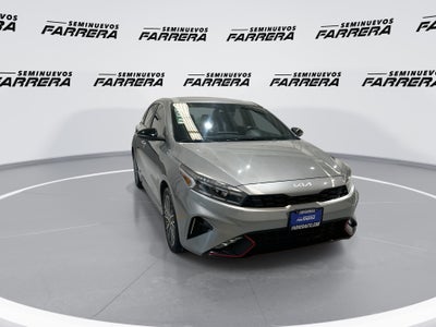 2022 Kia Forte 2.0 GT Line 4p At
