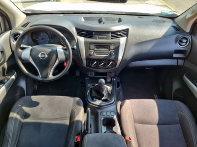 2020 Nissan NP300 Doble Cabina 2.5 SE Paq Seguridad Mt