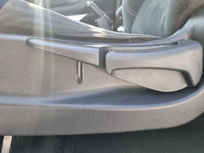 2020 Nissan NP300 Doble Cabina 2.5 SE Paq Seguridad Mt