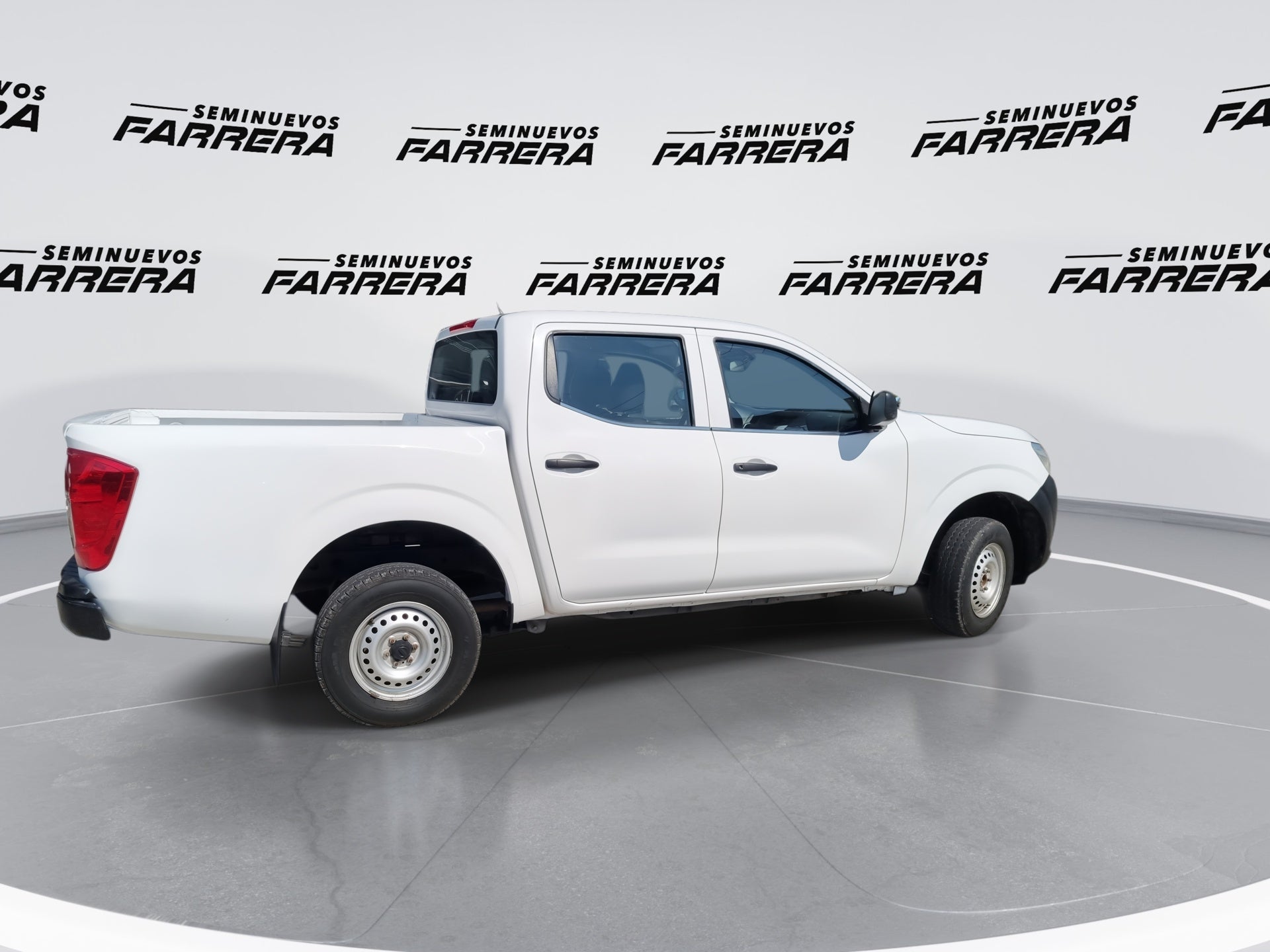 2020 Nissan NP300 Doble Cabina 2.5 SE Paq Seguridad Mt