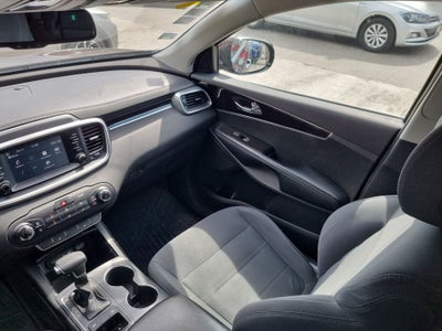 2019 Kia Sorento 2.4 L4 LX Tela 7 Pasajeros At
