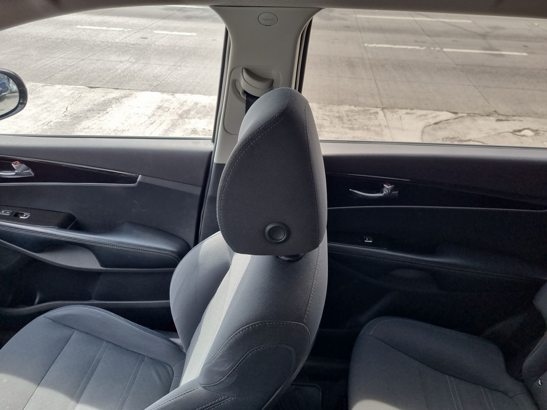 2019 Kia Sorento 2.4 L4 LX Tela 7 Pasajeros At