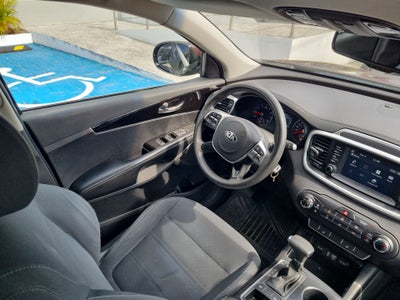 2019 Kia Sorento 2.4 L4 LX Tela 7 Pasajeros At