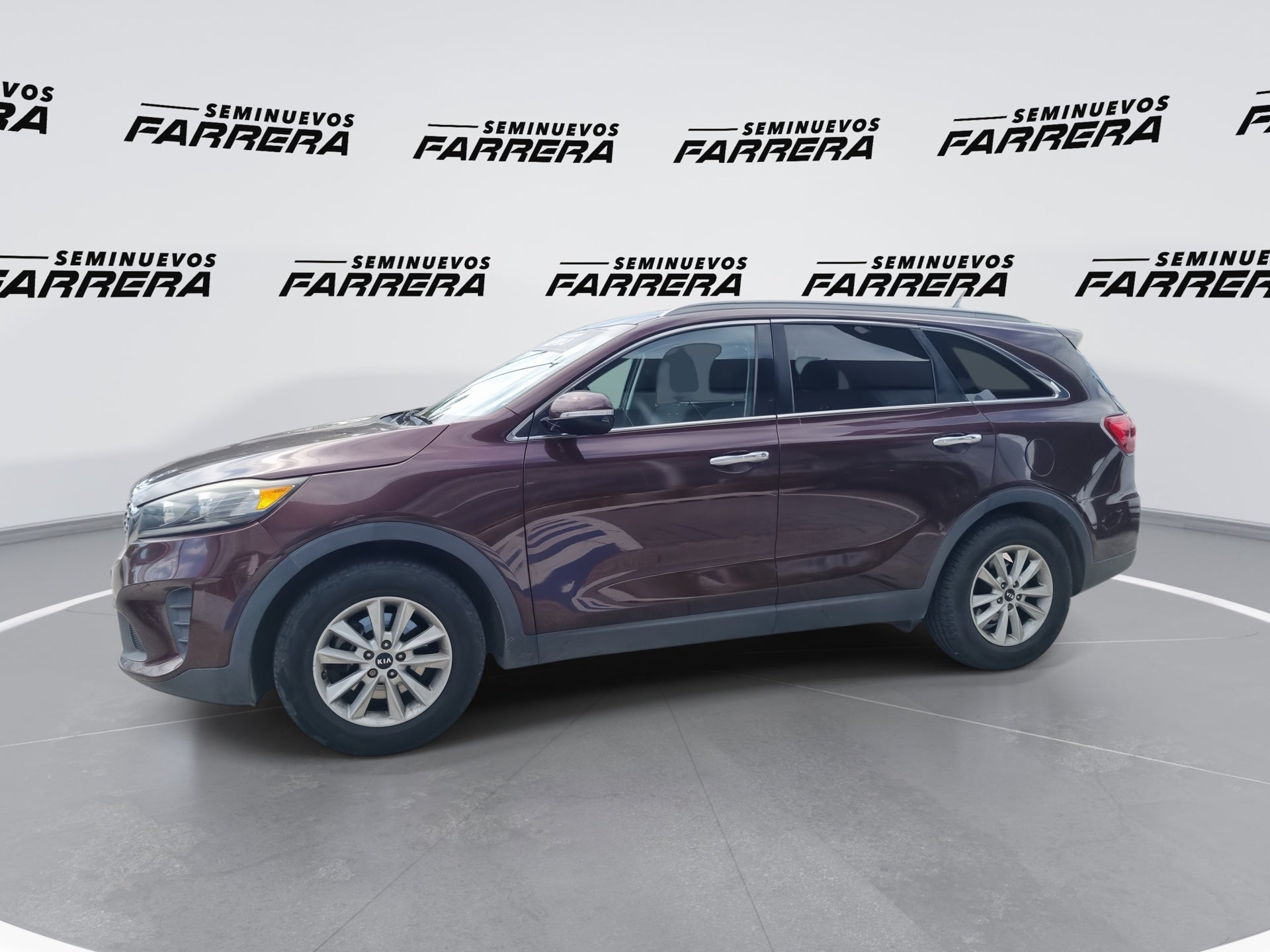 2019 Kia Sorento 2.4 L4 LX Tela 7 Pasajeros At