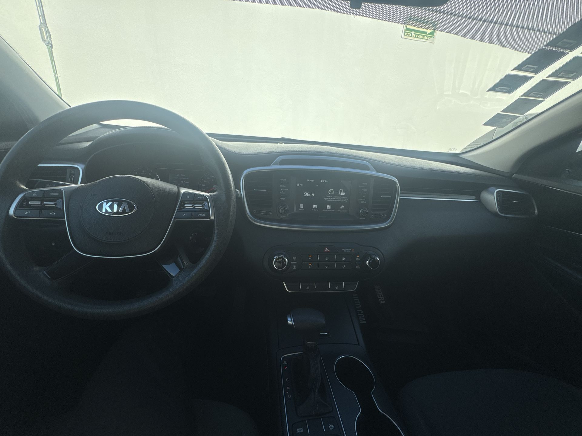 2020 Kia Sorento 2.4 L4 LX Tela 7 Pasajeros At