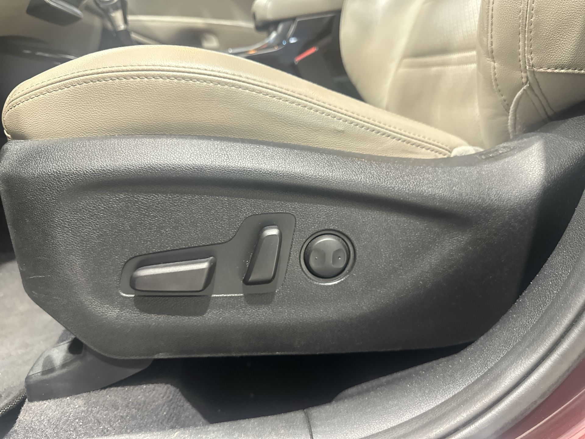 2019 Kia Sorento 2.4 L4 EX Piel 7 Pasajeros At