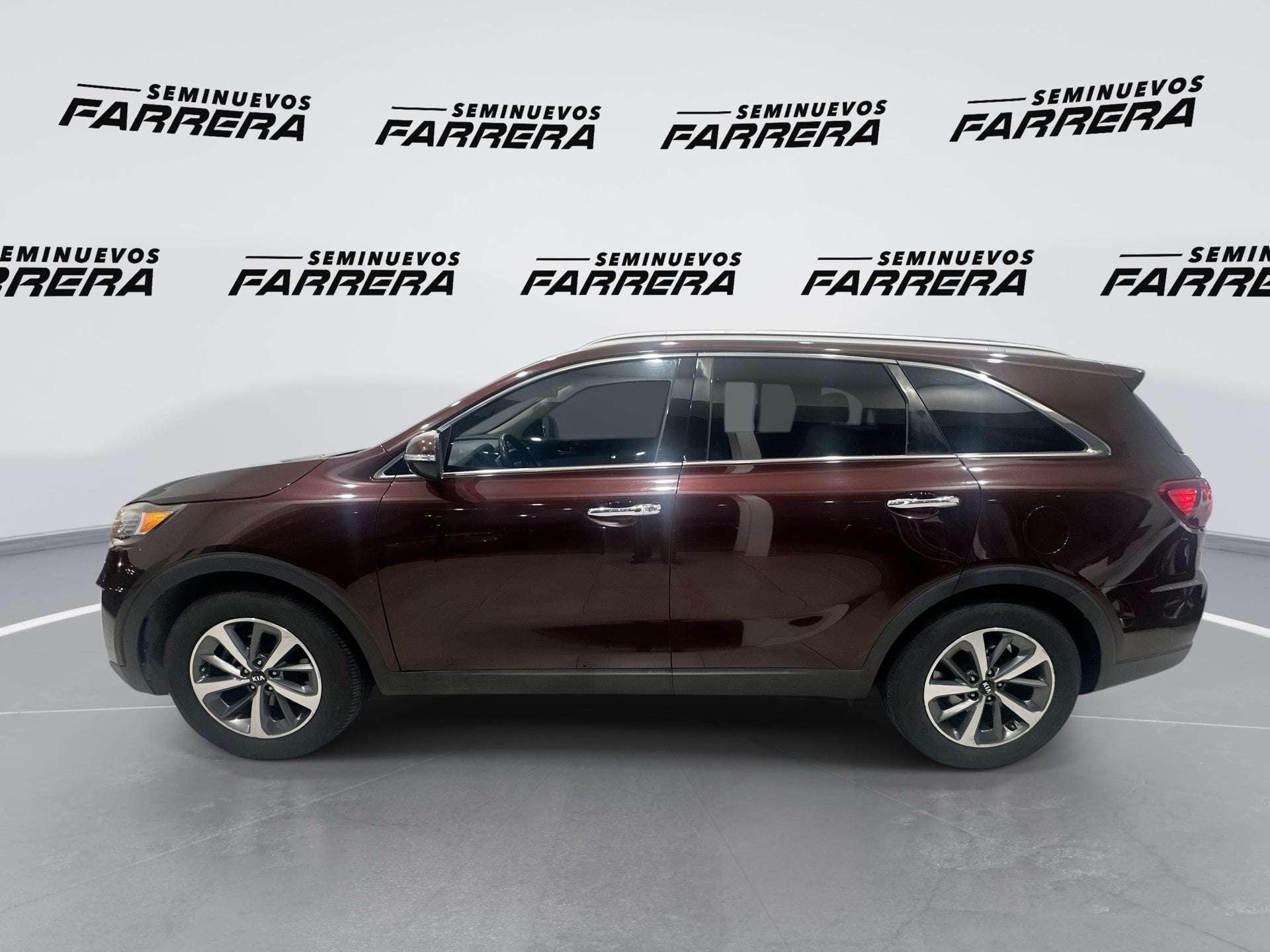 2019 Kia Sorento 2.4 L4 EX Piel 7 Pasajeros At