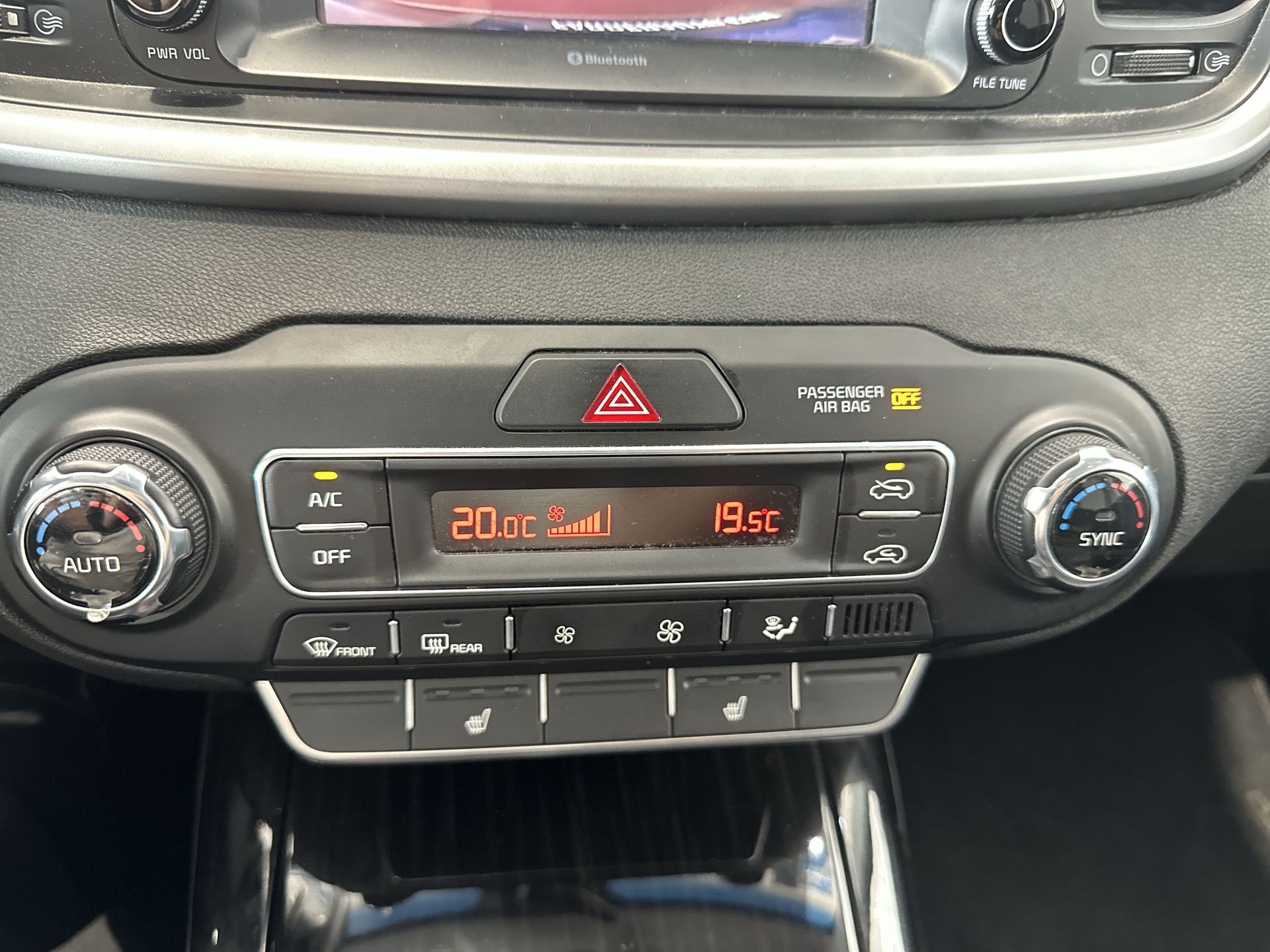 2019 Kia Sorento 2.4 L4 EX Piel 7 Pasajeros At