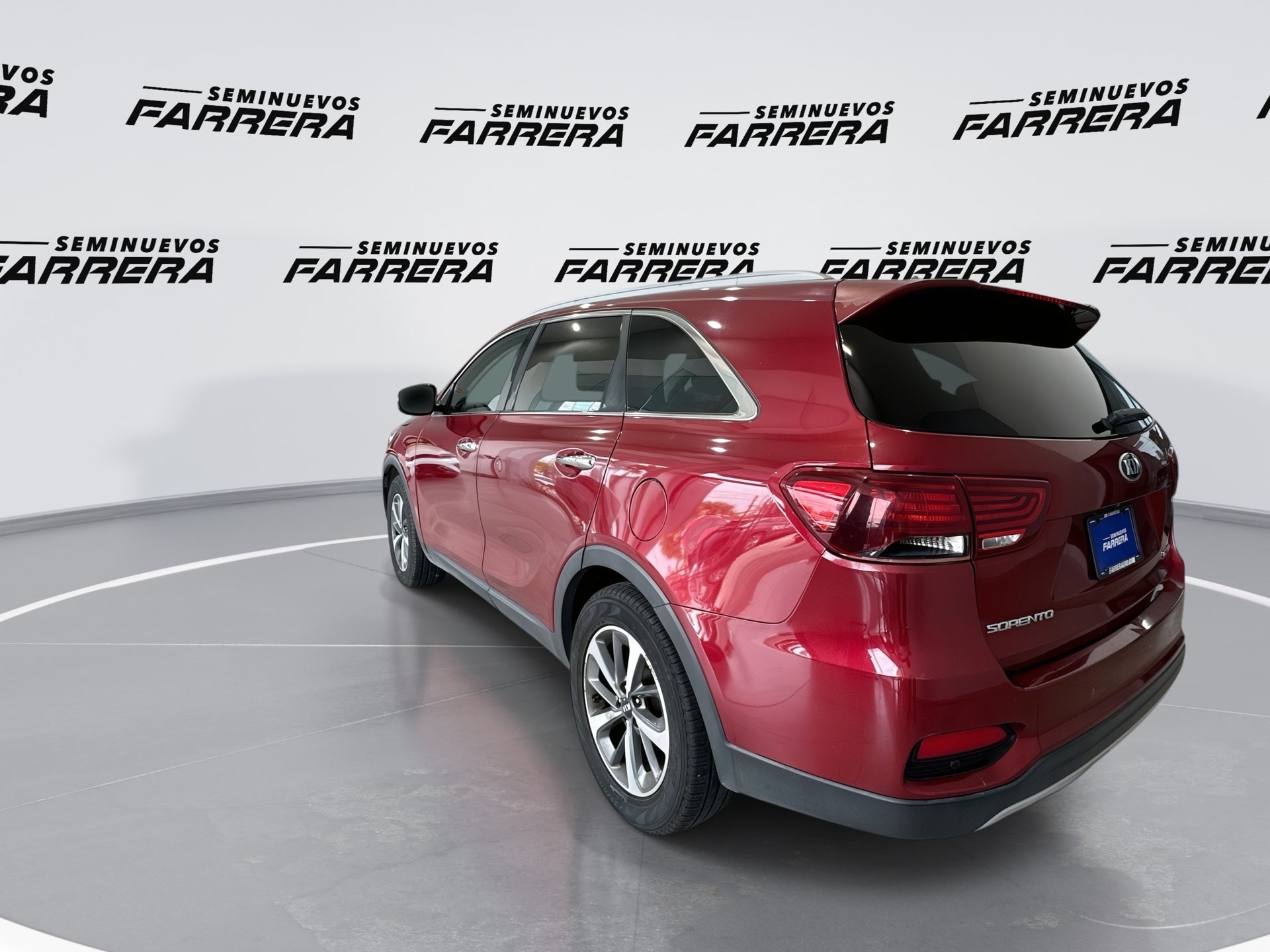 2019 Kia Sorento 2.4 L4 EX Piel 7 Pasajeros At
