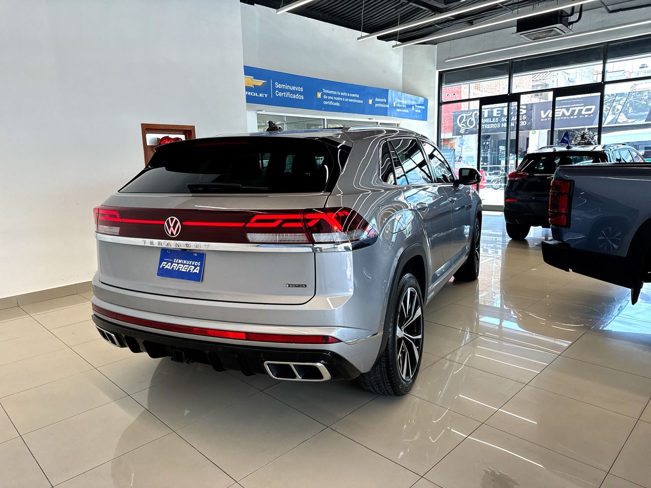 2024 Volkswagen Cross Sport 2.0 R-Line At