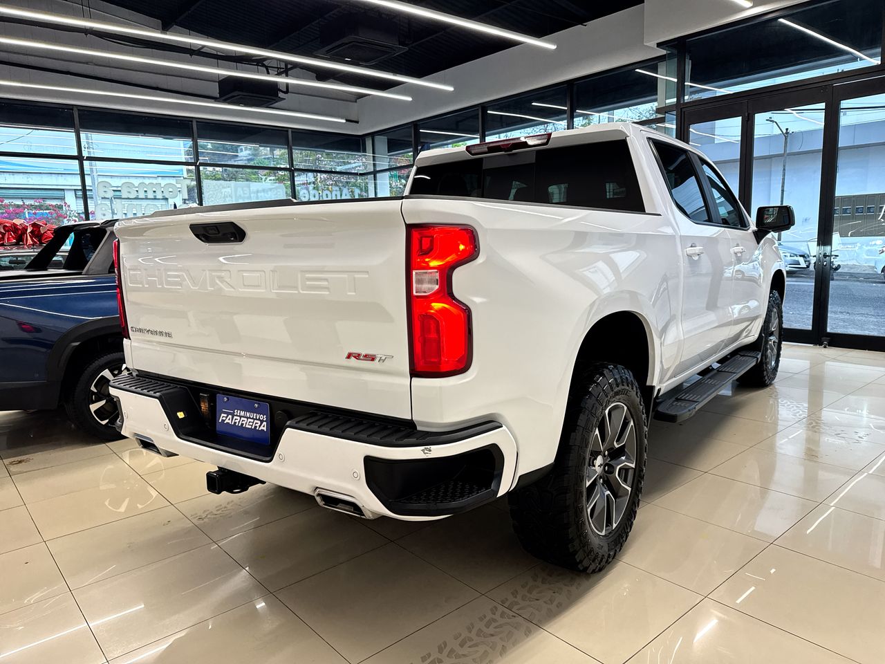 2024 Chevrolet Cheyenne 5.3 RST At