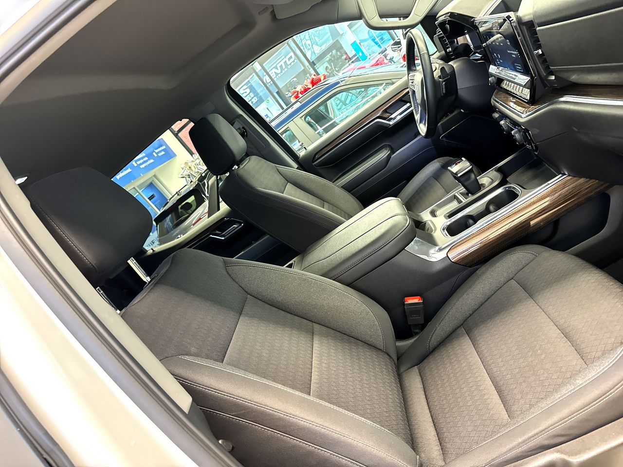 2024 Chevrolet Cheyenne 5.3 RST At