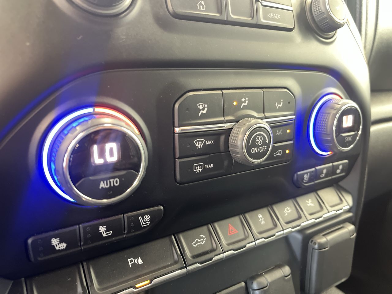 2022 Chevrolet Cheyenne 6.2 V8 Doble Cabina High Country 4x4 At