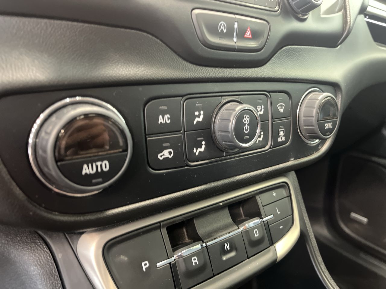2024 GMC Terrain 1.5 Denali At