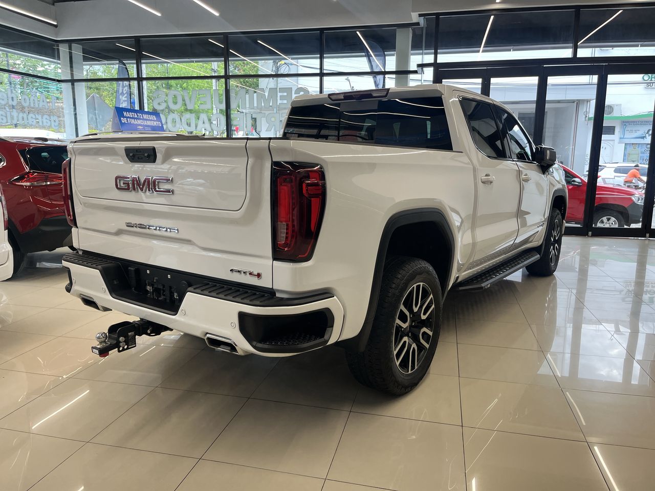 2024 GMC Sierra 5.3 AT4 At