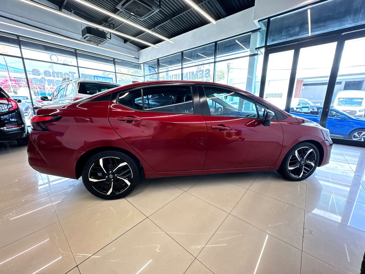 2023 Nissan Versa 1.6 Sr At