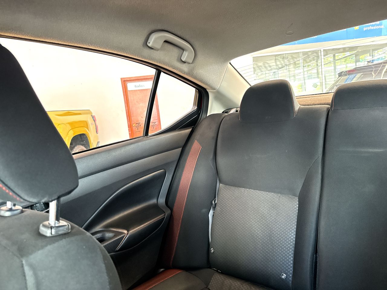 2023 Nissan Versa 1.6 Sr At