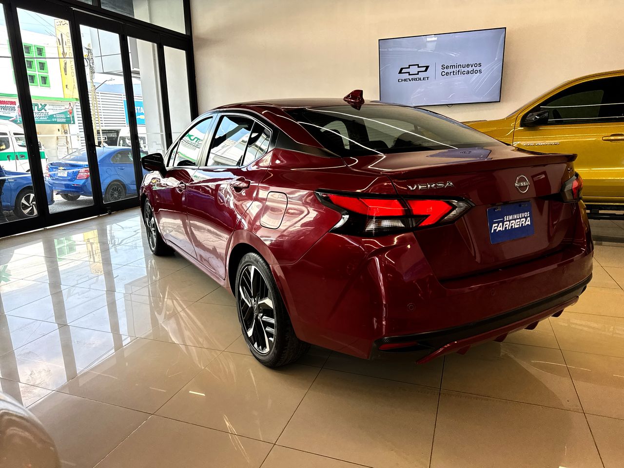 2023 Nissan Versa 1.6 Sr At