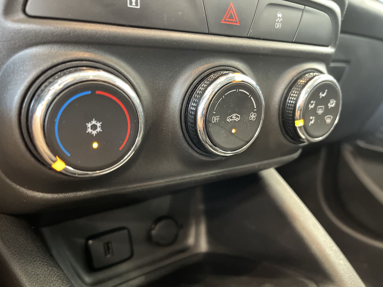 2025 Chevrolet Tracker 1.2 Ls Mt