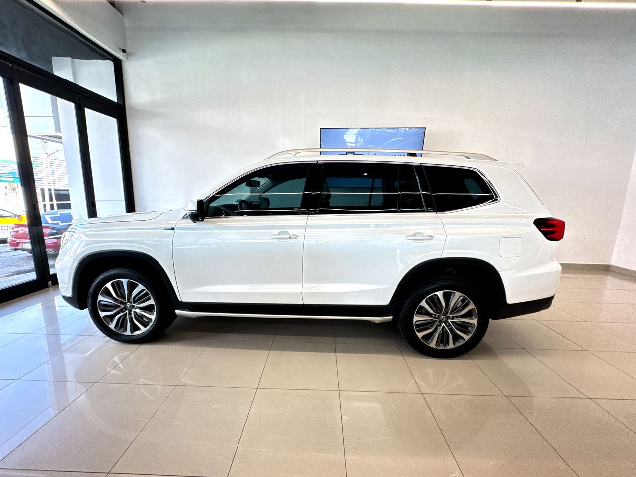 2024 MG RX8 2.0 Elegance At