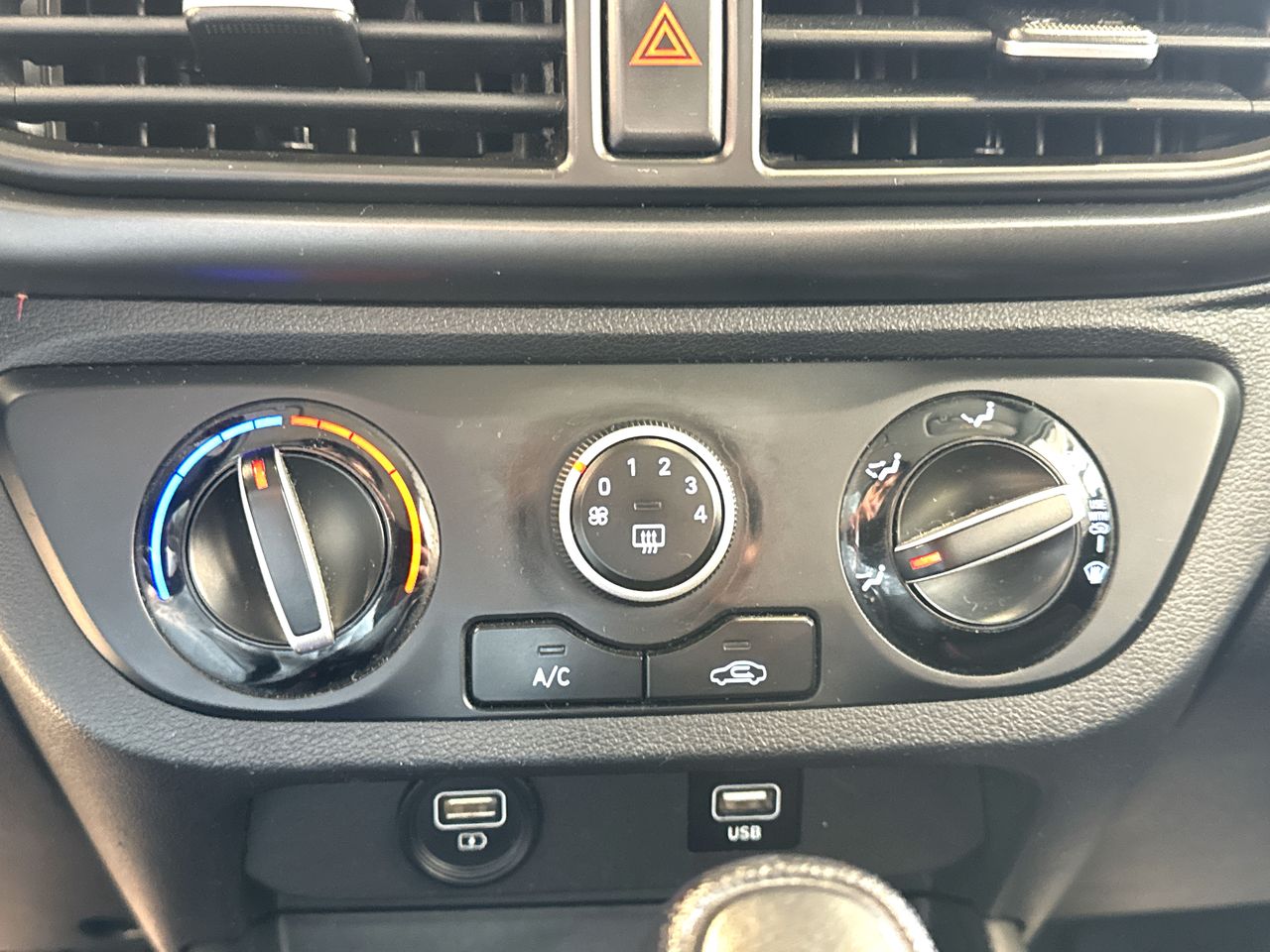 2022 Hyundai Grand i10 1.2 Gl Sedan Mt