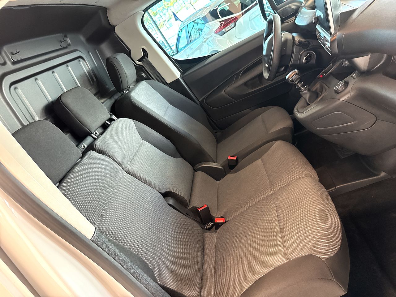 2024 Peugeot Partner 1.2 Maxi Pack Mt