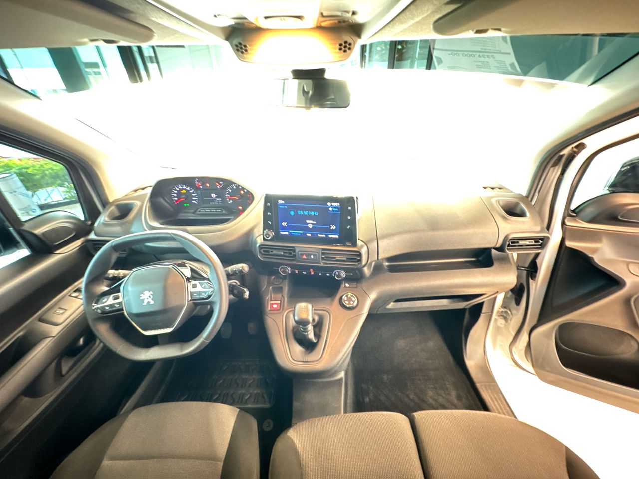 2024 Peugeot Partner 1.2 Maxi Pack Mt