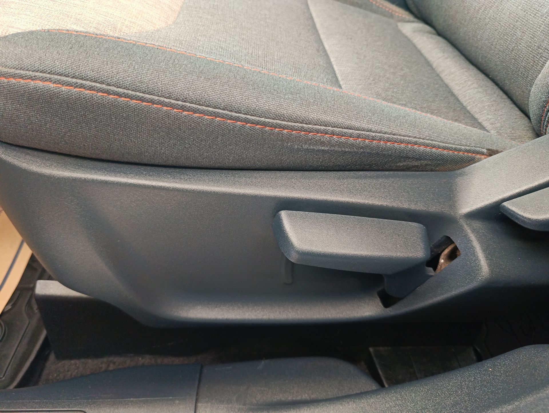 2023 Ford Maverick 2.0 XLT At