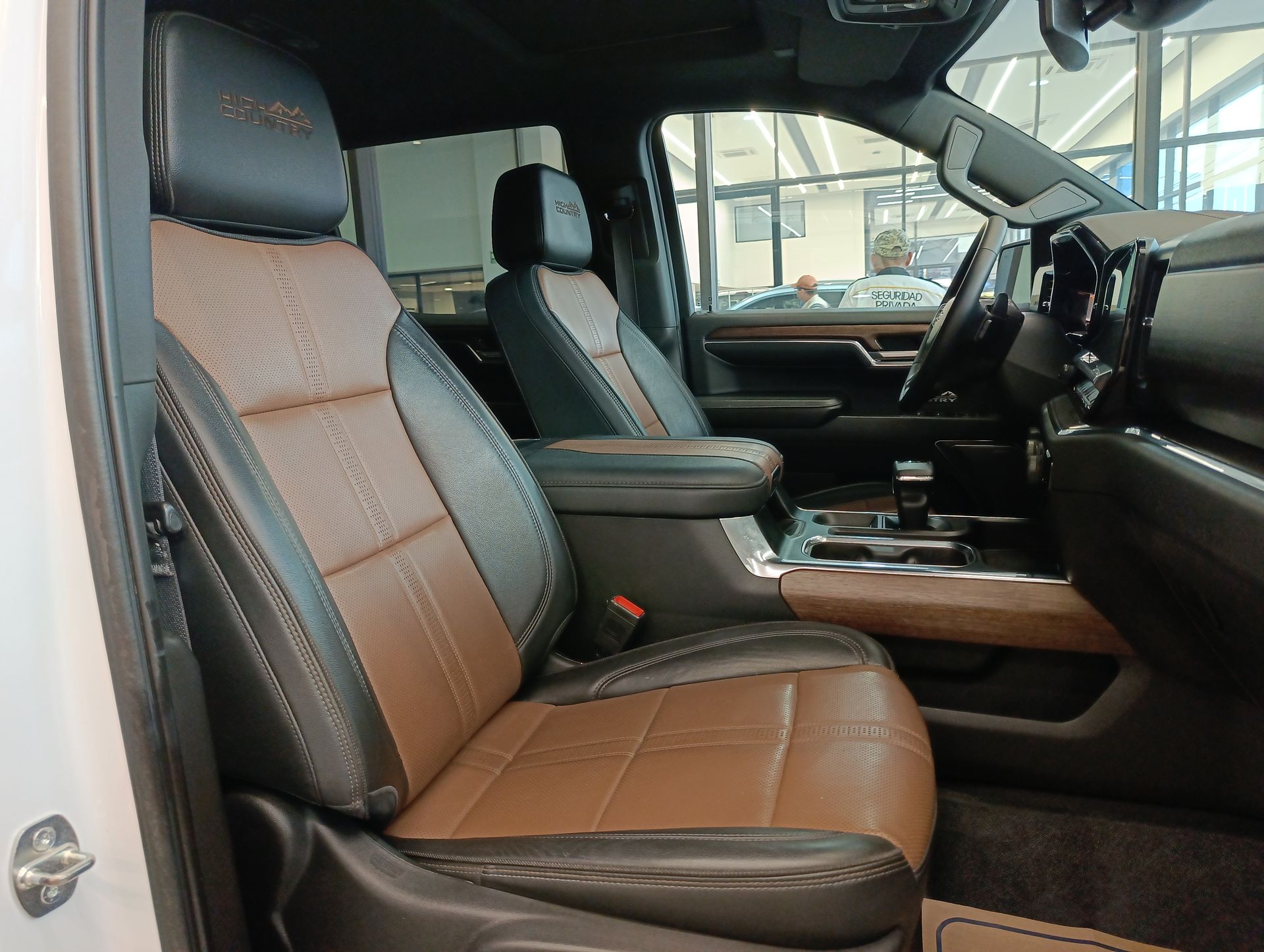 2023 Chevrolet Cheyenne 6.2 V8 Doble Cabina High Country 4x4 At