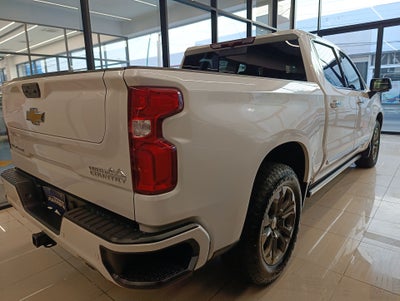 2023 Chevrolet Cheyenne 6.2 V8 Doble Cabina High Country 4x4 At