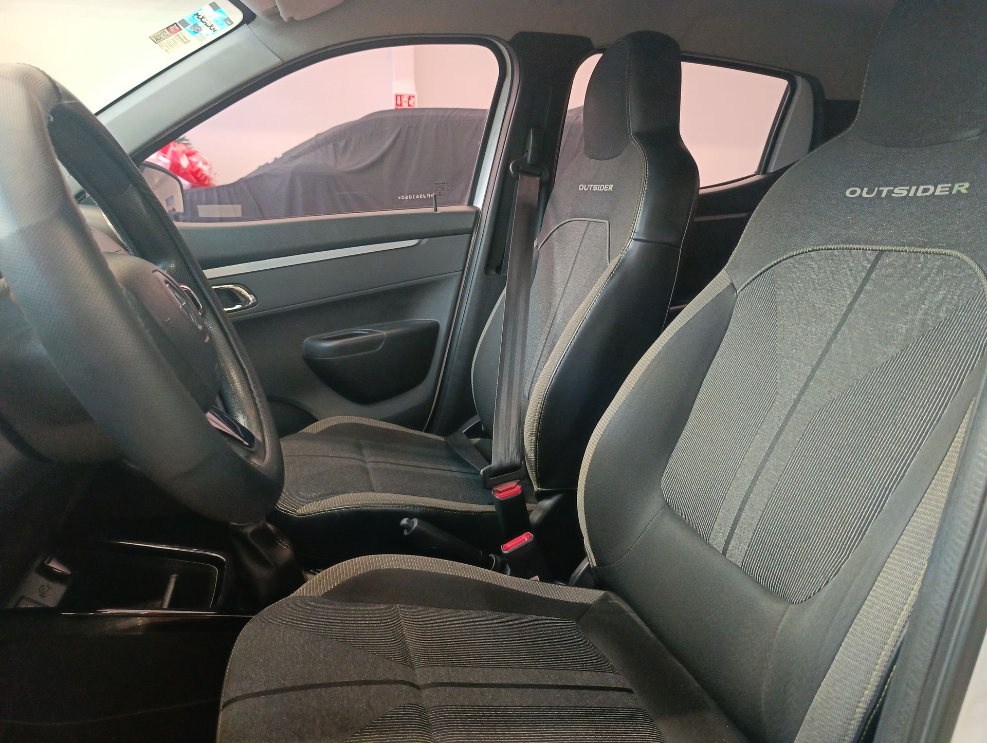 2023 Renault Kwid 1.0 Outsider Mt