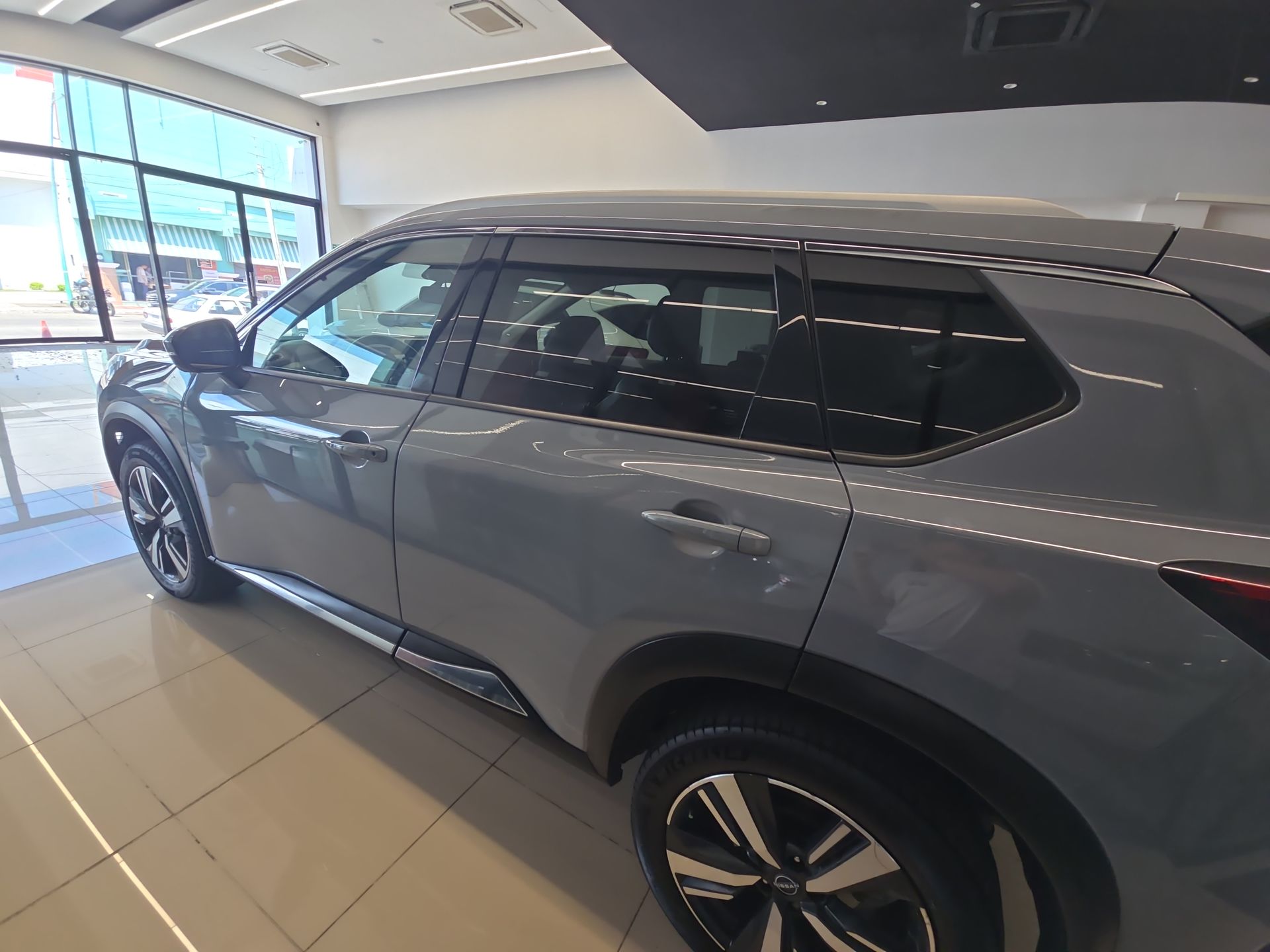 2023 Nissan X-Trail 2.5 Platinum 2 Filas At